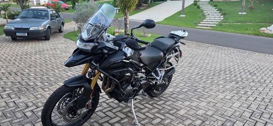 TRIUMPH TIGER 1200 BLACK EDITION TRIUMPH TIGER 1200 BLACK EDITION